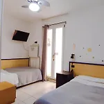 Birilli Hotel *